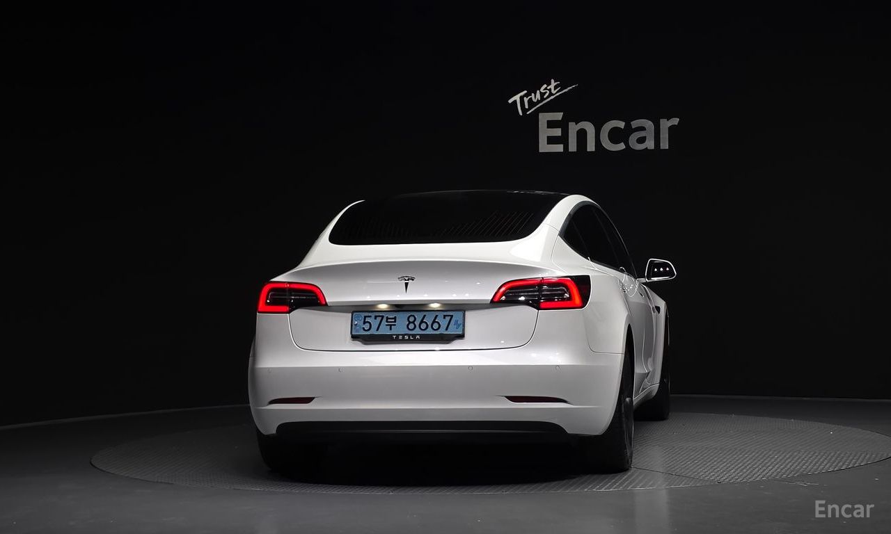 Tesla Model 3 Standard Range Plus RWD 2020