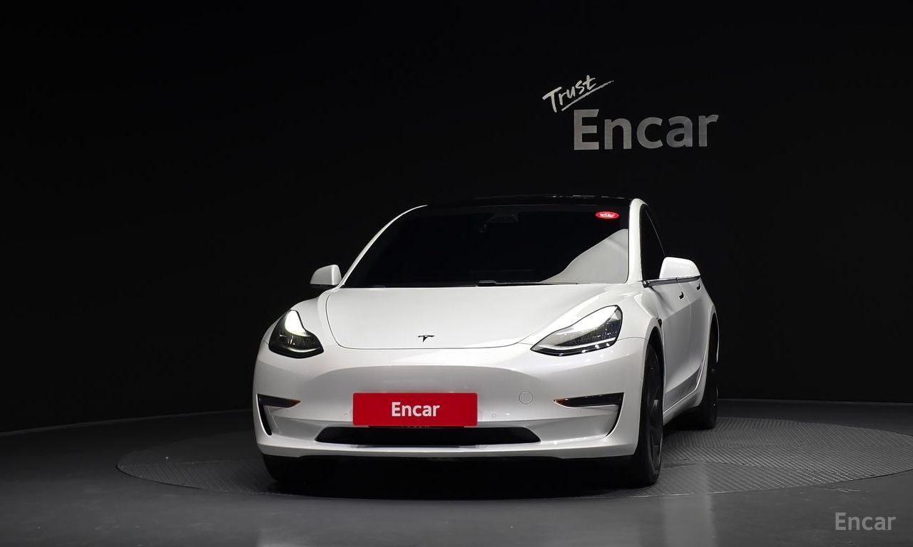 Tesla Model 3 Standard Range Plus RWD 2020