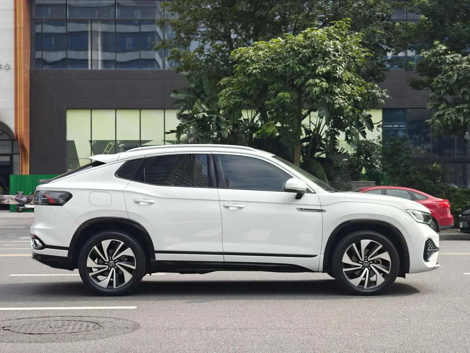 Volkswagen Tayron X 2023 330TSI 2WD Premium High Performance