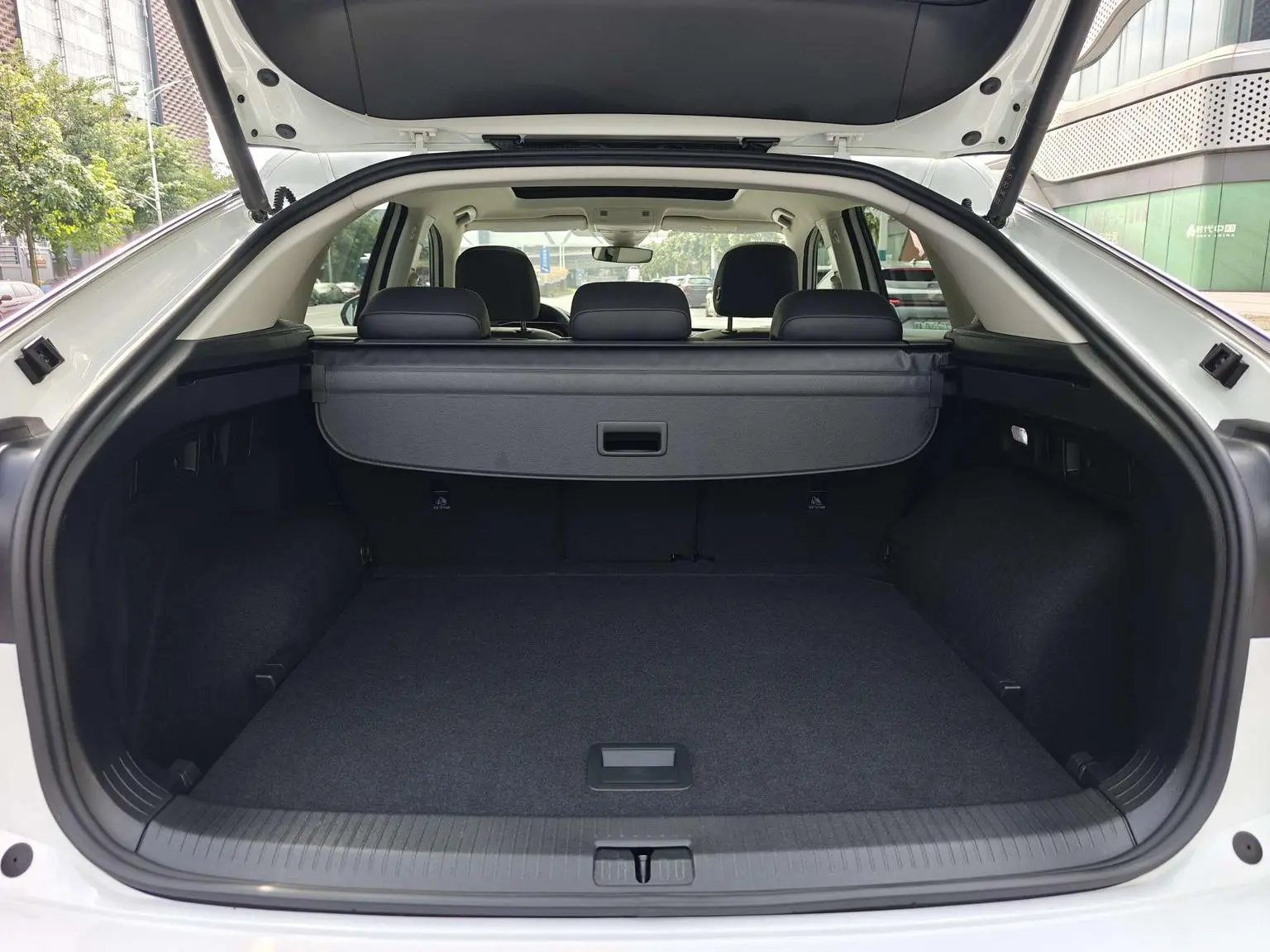 Volkswagen Tayron X 2023 330TSI 2WD Premium High Performance