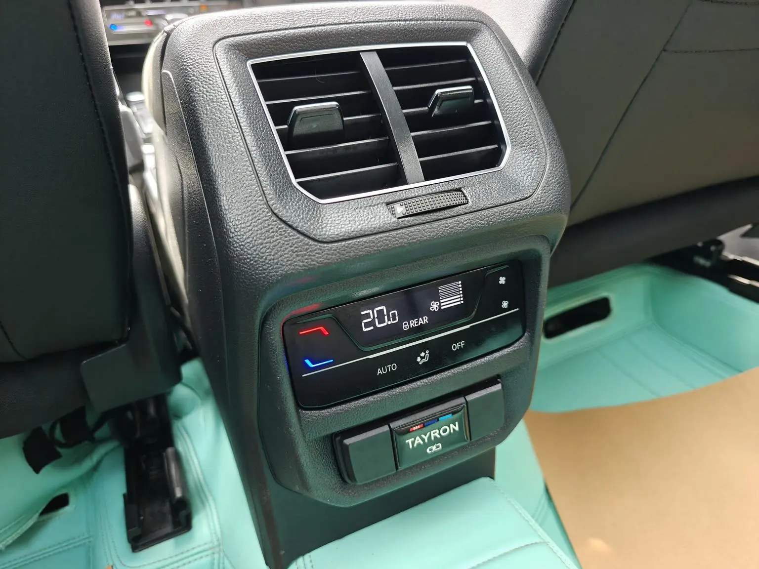 Volkswagen Tayron X 2023 330TSI 2WD Premium High Performance
