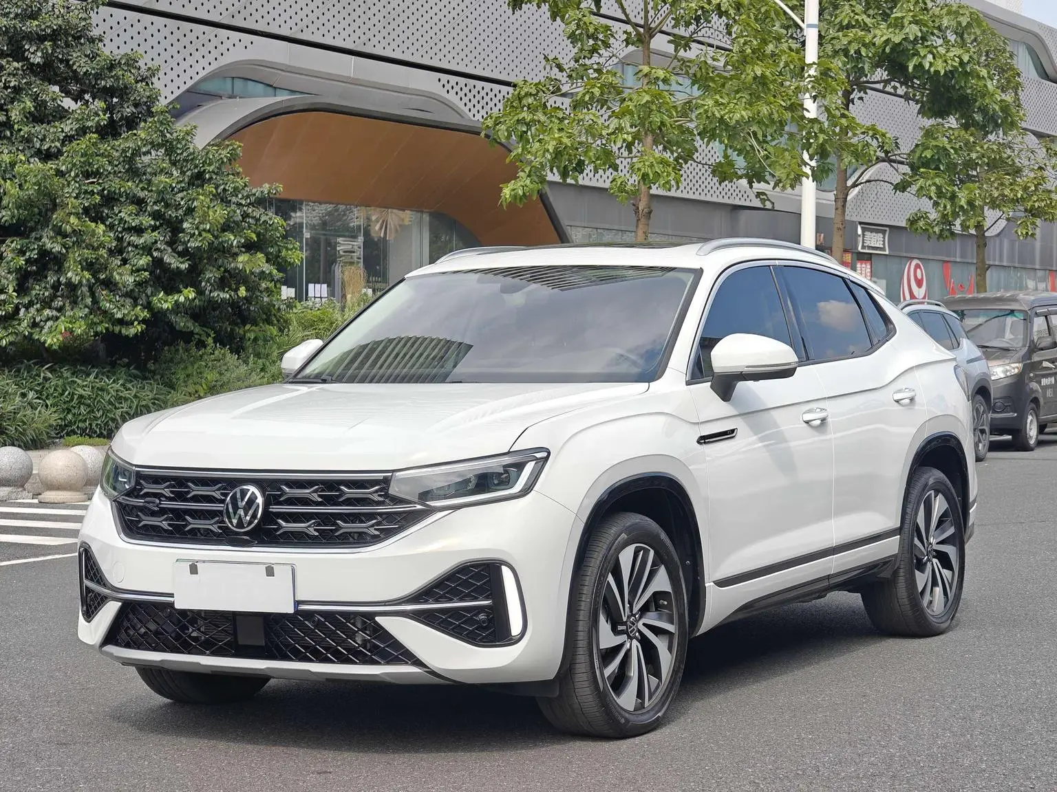 Volkswagen Tayron X 2023 330TSI 2WD Premium High Performance