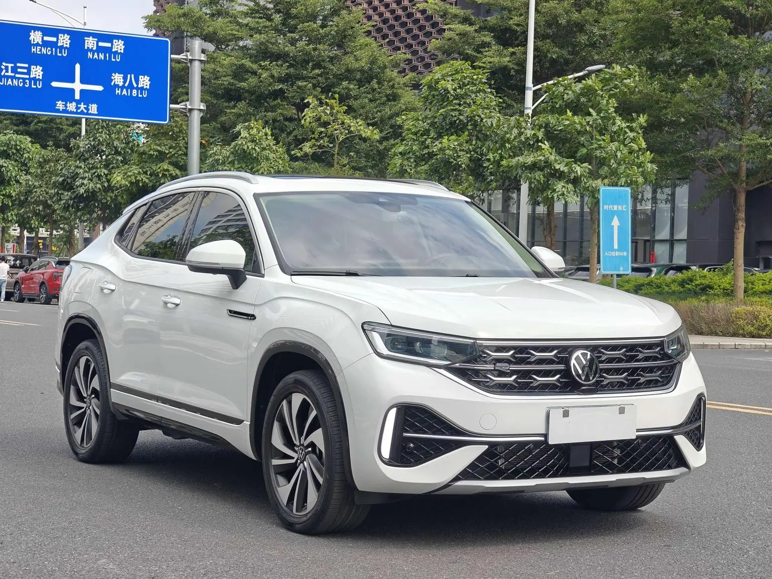 Volkswagen Tayron X 2023 330TSI 2WD Premium High Performance