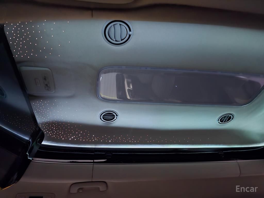 Kia The New Carnival 4th generation gasoline 9-seater high limousine 2025
