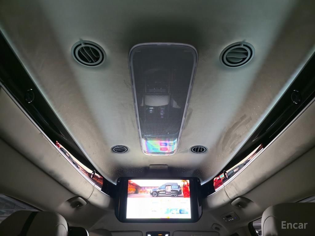 Kia The New Carnival 4th generation gasoline 9-seater high limousine 2025
