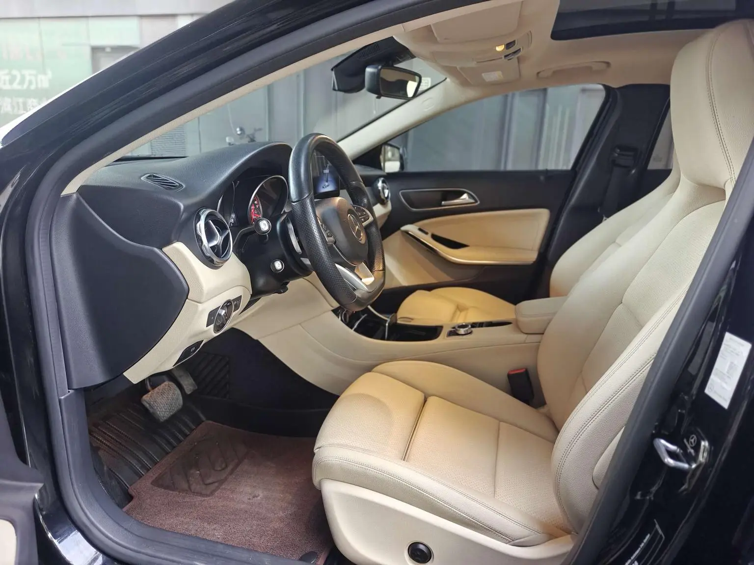 Mercedes-Benz GLA 2019 GLA 200 Fashion