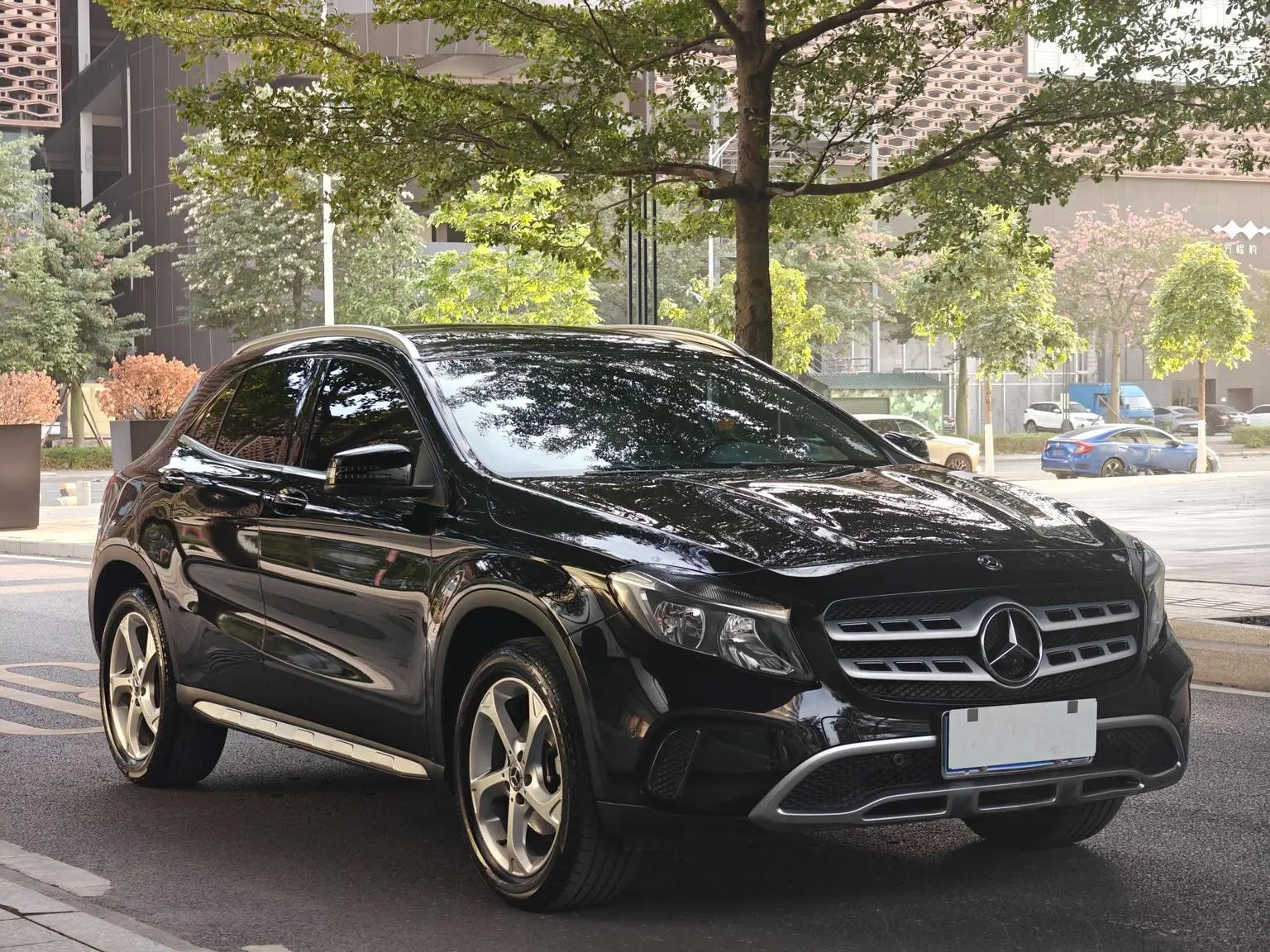 Mercedes-Benz GLA 2019 GLA 200 Fashion