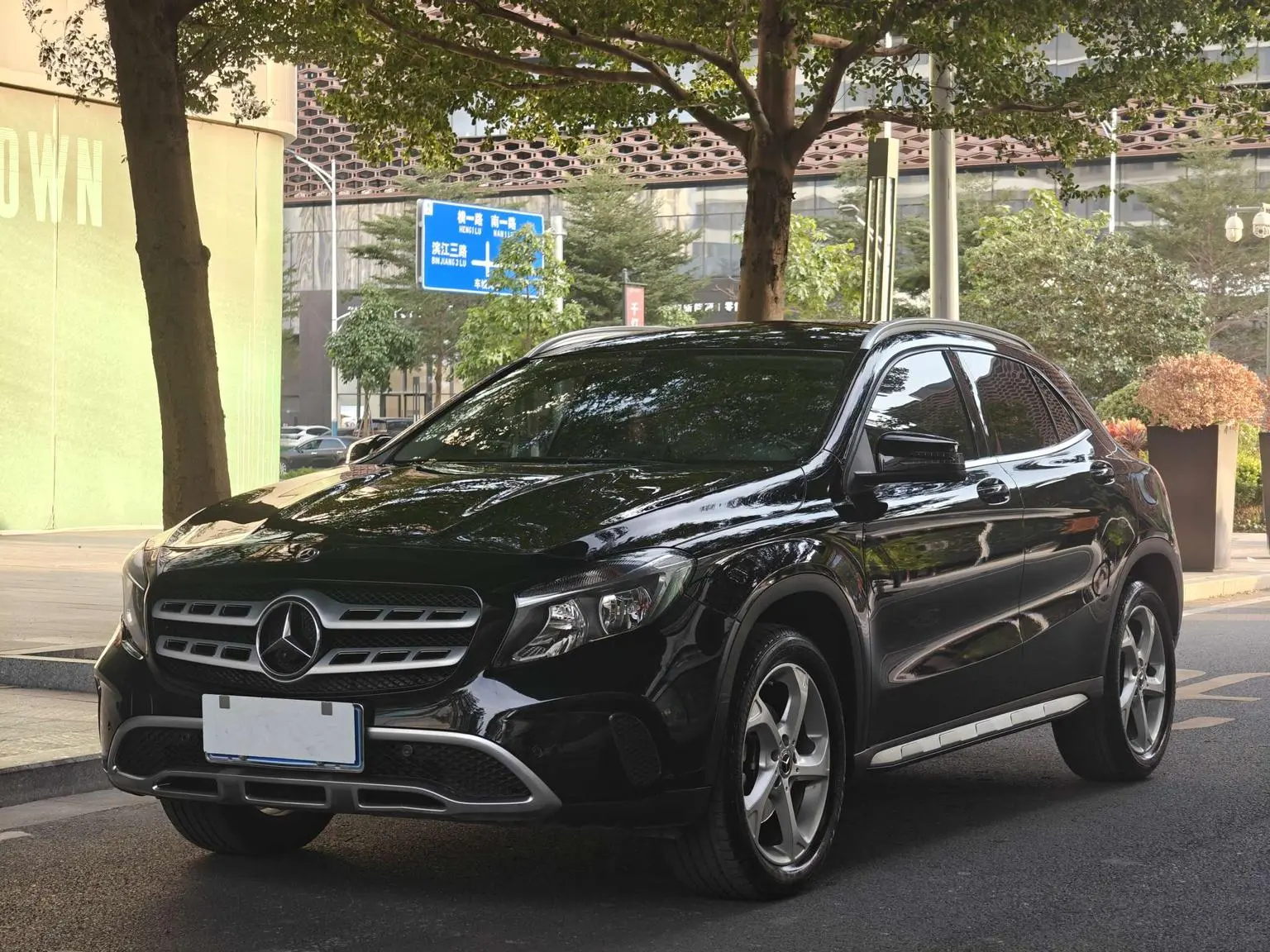 Mercedes-Benz GLA 2019 GLA 200 Fashion