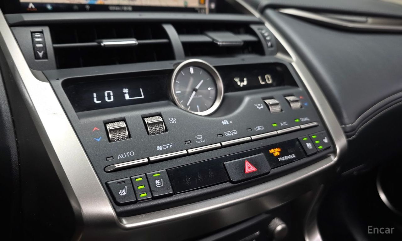 Lexus NX300h Executive 2019