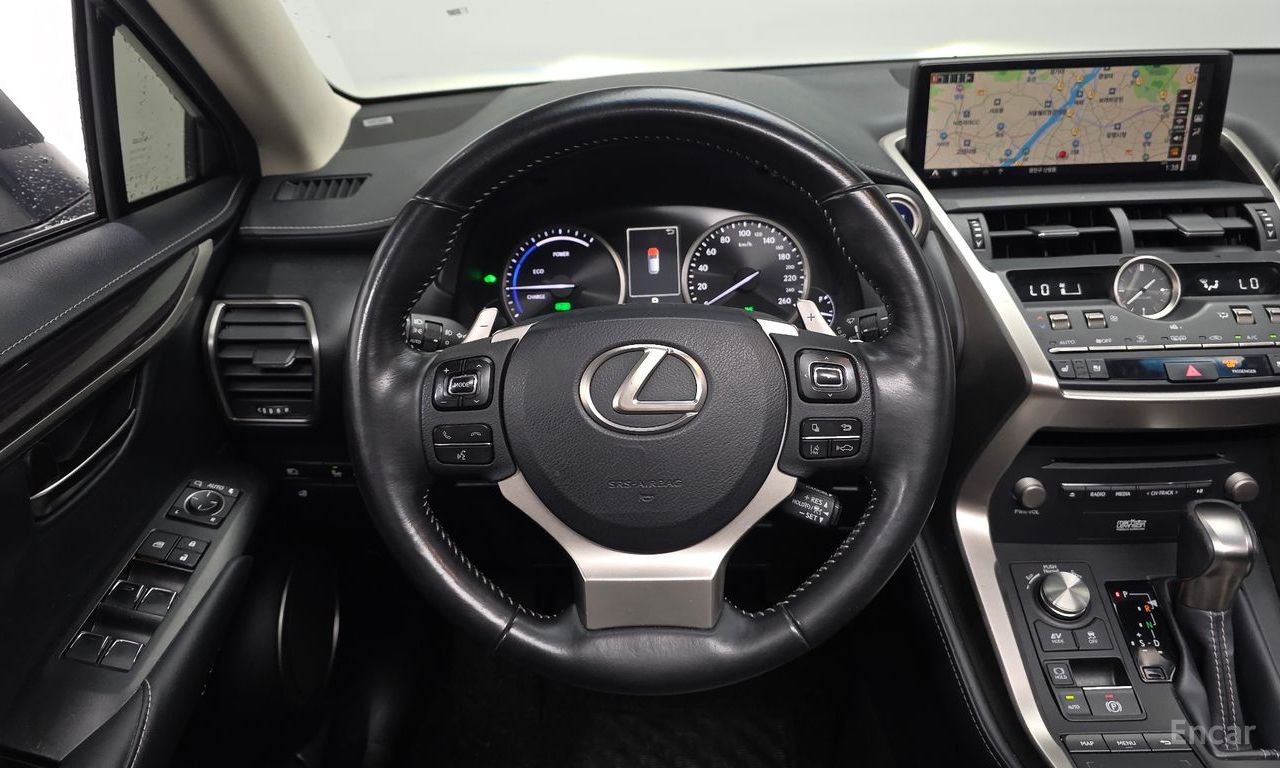 Lexus NX300h Executive 2019
