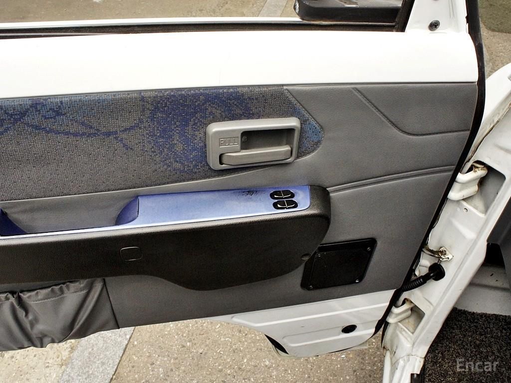 Chevrolet (GM Daewoo) New Damas 2-seater panel van 2017