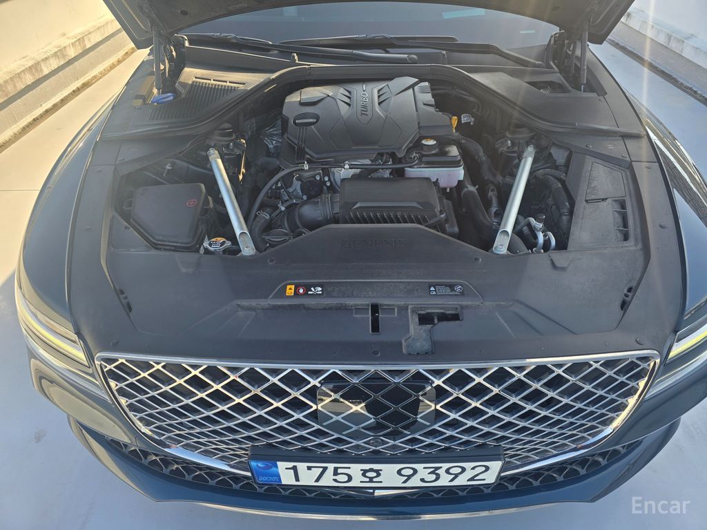 Genesis G80 (RG3) Gasoline 2.5 Turbo AWD 2024
