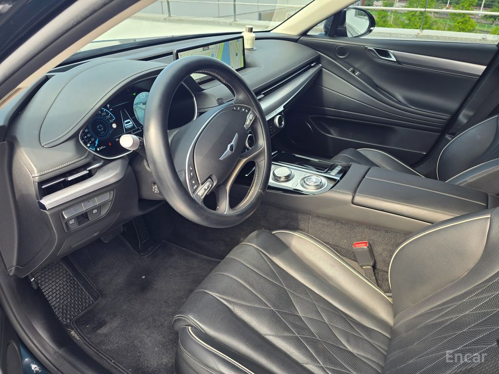 Genesis G80 (RG3) Gasoline 2.5 Turbo AWD 2024