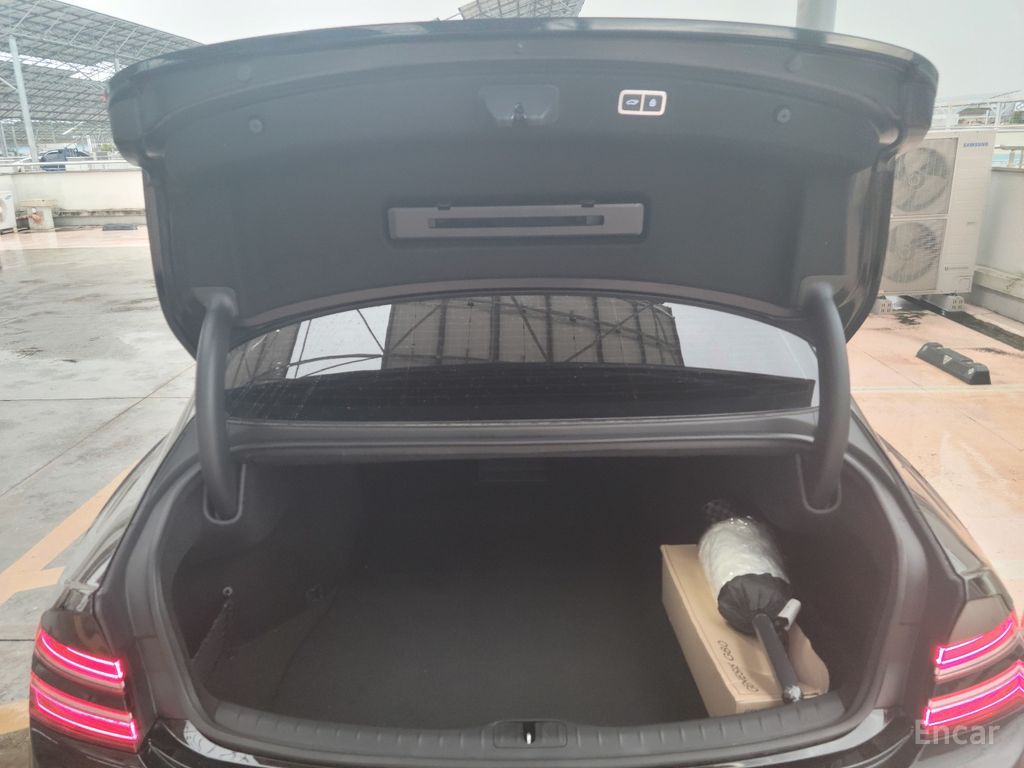 Genesis G80 (RG3) Gasoline 2.5 Turbo 2WD 2023