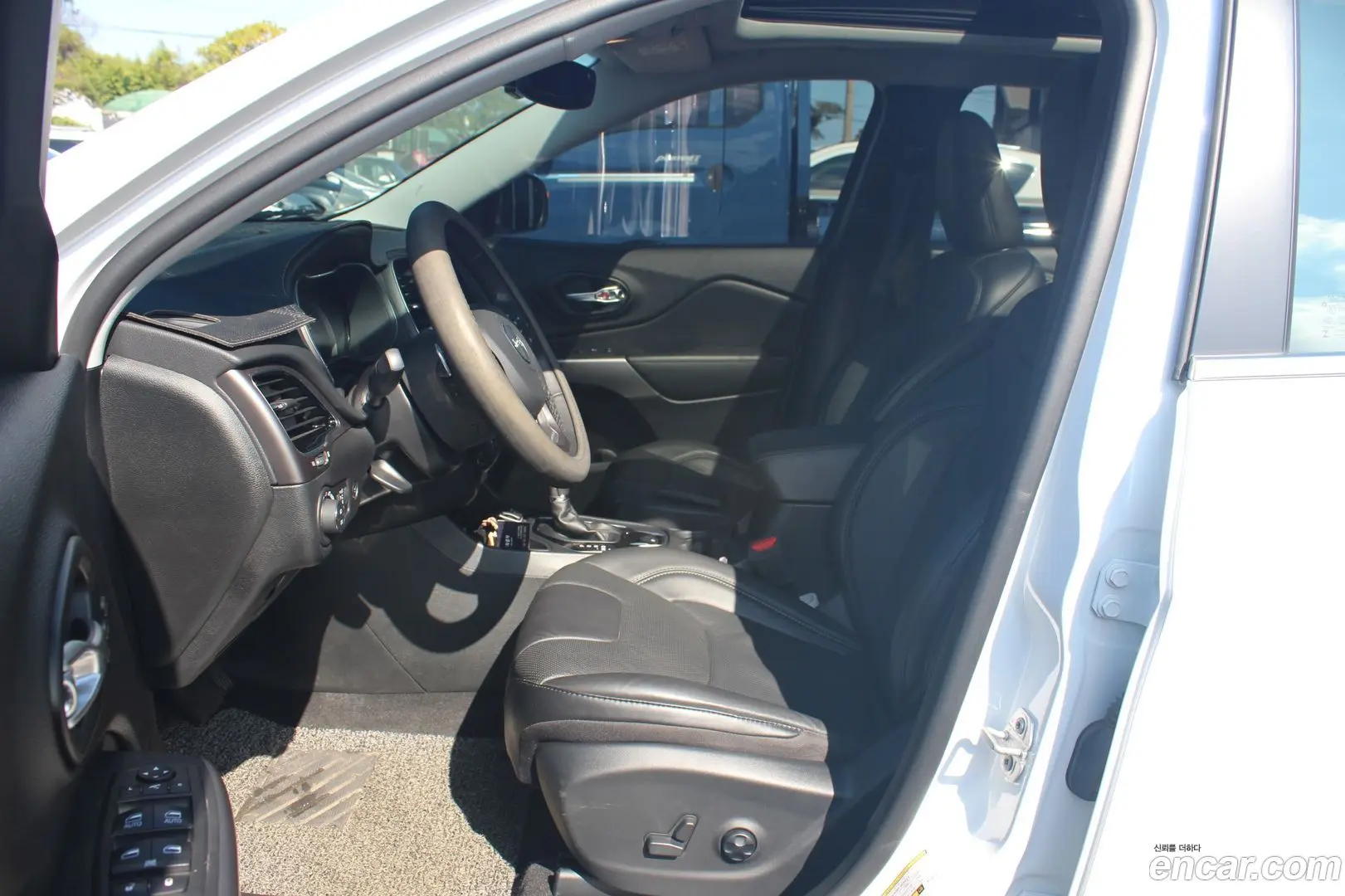 Jeep Cherokee 2.4 Limited 2WD