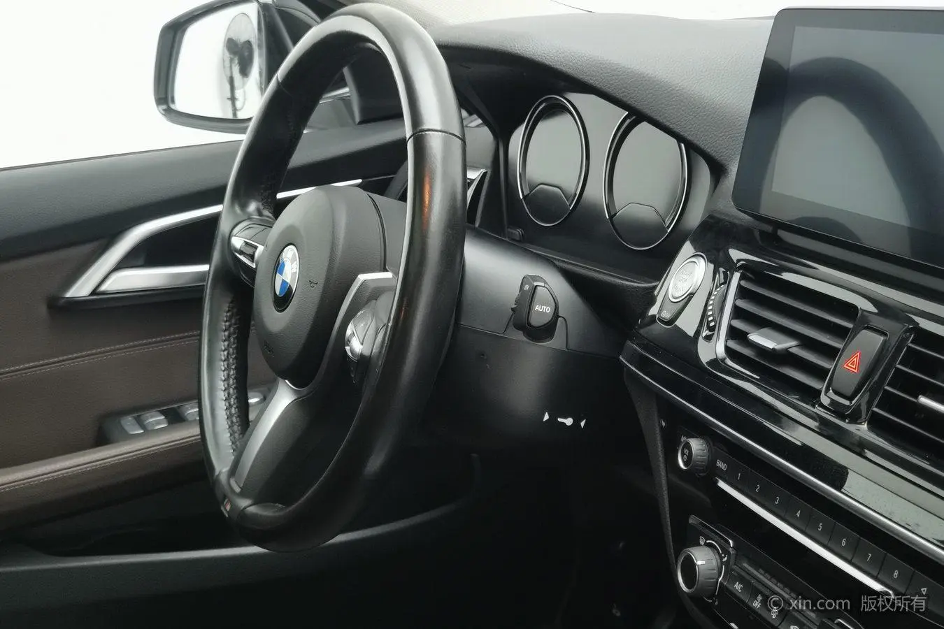 BMW 1 Series 2023 120i M Sport Shadow Night