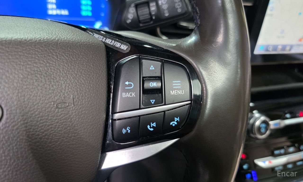 Ford Explorer 6th generation 3.0 Platinum 4WD 2022