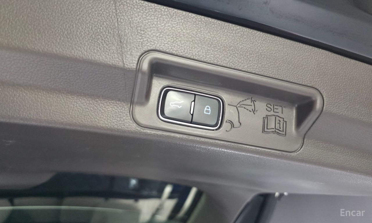 Ford Explorer 6th generation 3.0 Platinum 4WD 2022