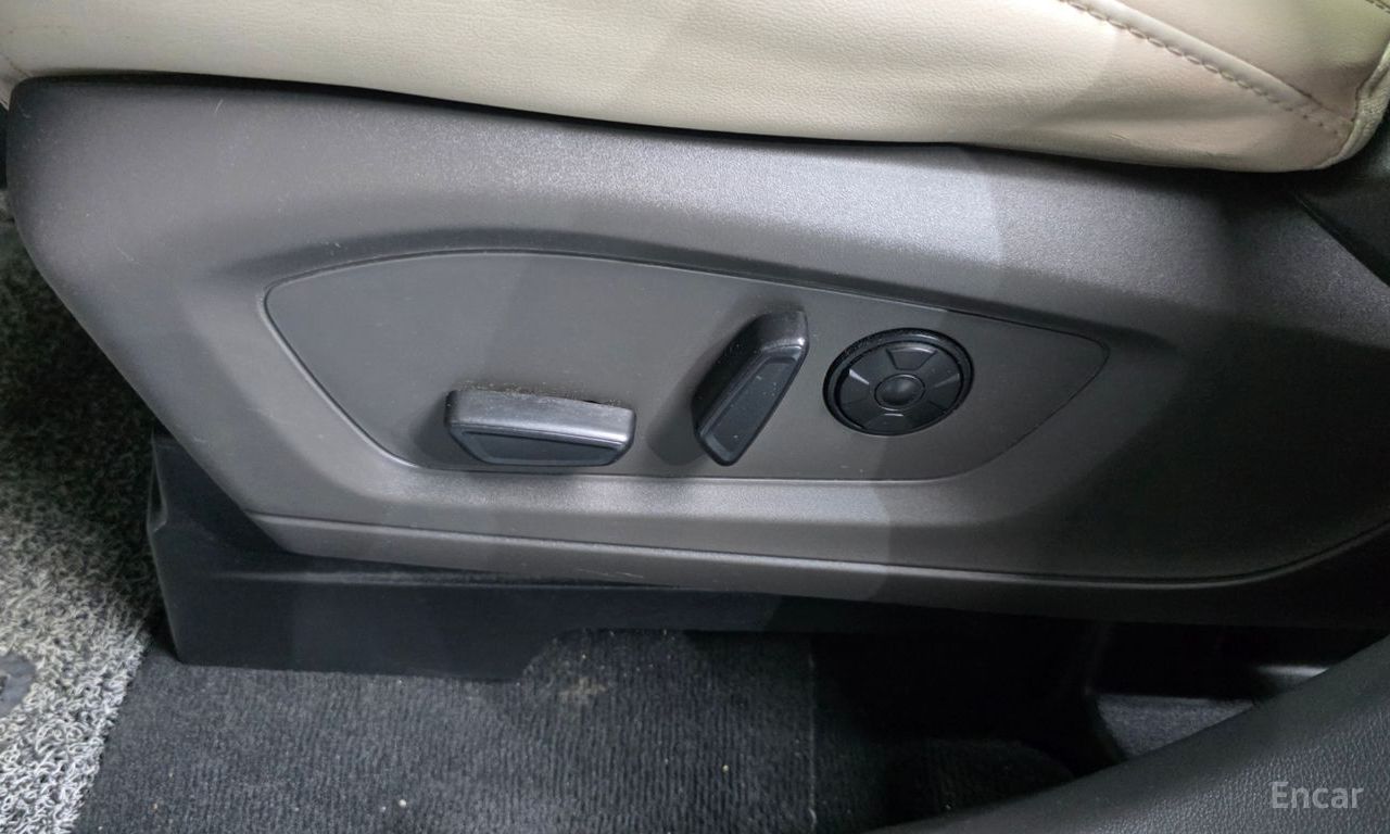 Ford Explorer 6th generation 3.0 Platinum 4WD 2022