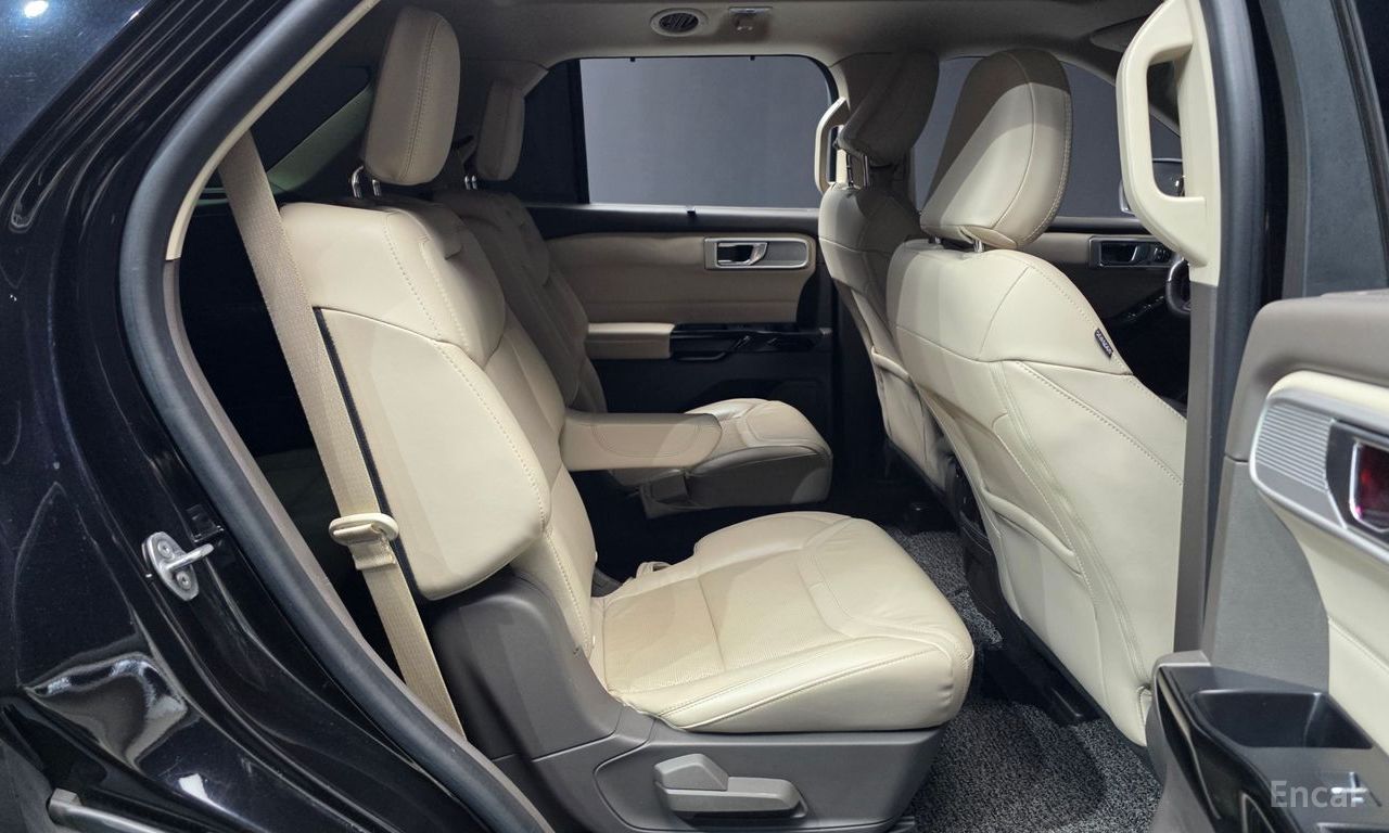 Ford Explorer 6th generation 3.0 Platinum 4WD 2022
