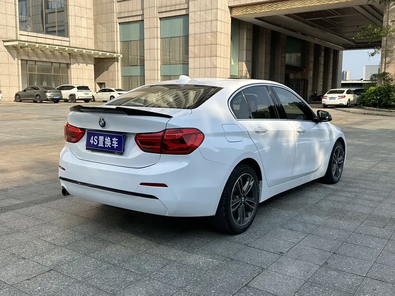 BMW 1 Series 2018 118i Sports