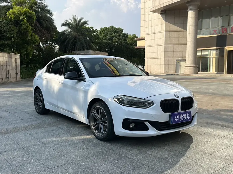 BMW 1 Series 2018 118i Sports