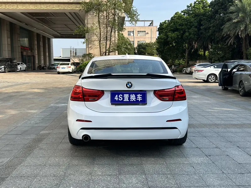 BMW 1 Series 2018 118i Sports