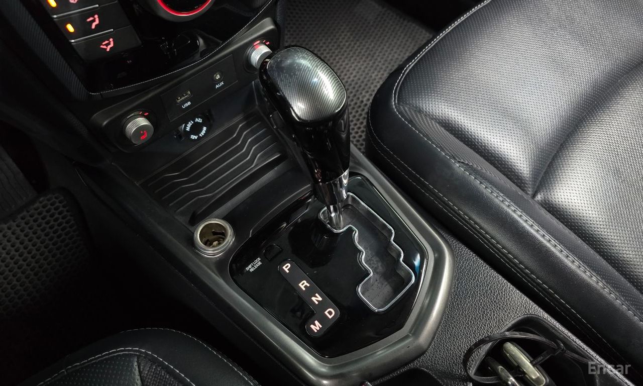 KG Mobility (Ssangyong) Tivoli VX 2WD 2017