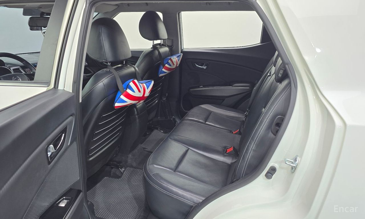 KG Mobility (Ssangyong) Tivoli VX 2WD 2017