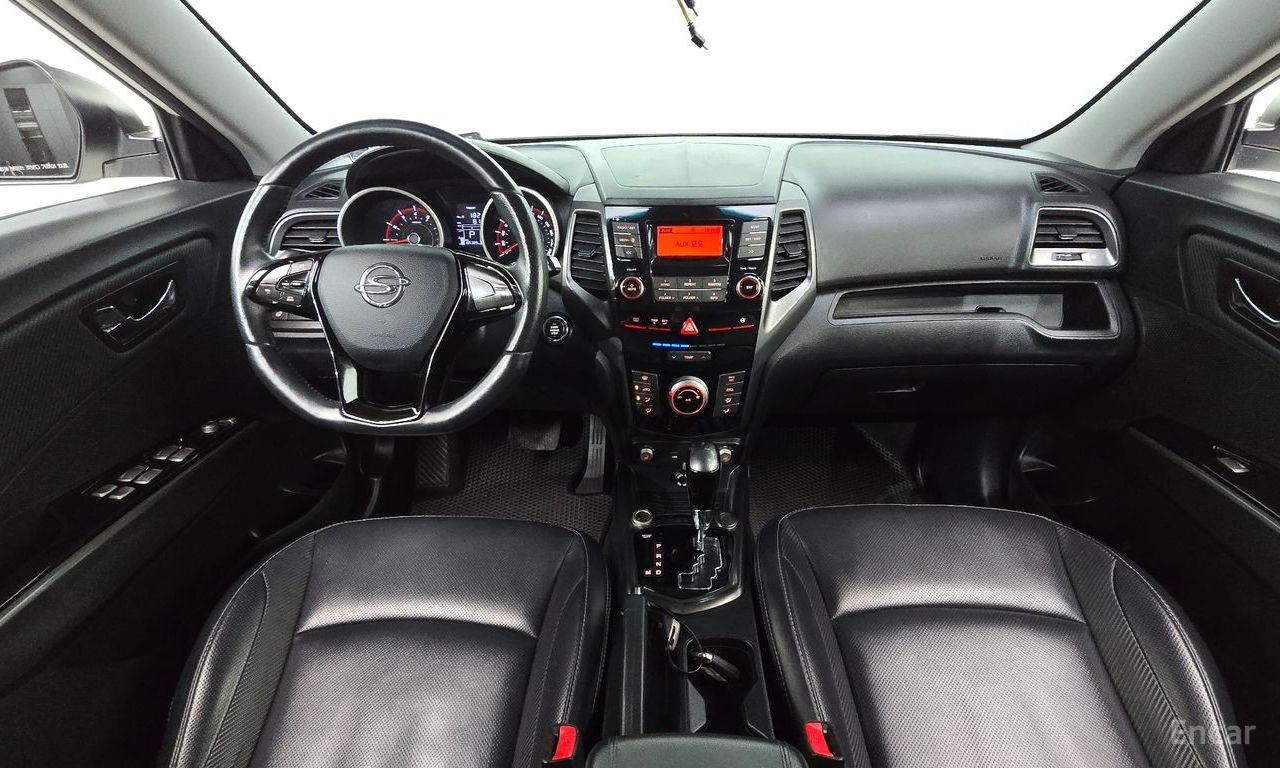 KG Mobility (Ssangyong) Tivoli VX 2WD 2017