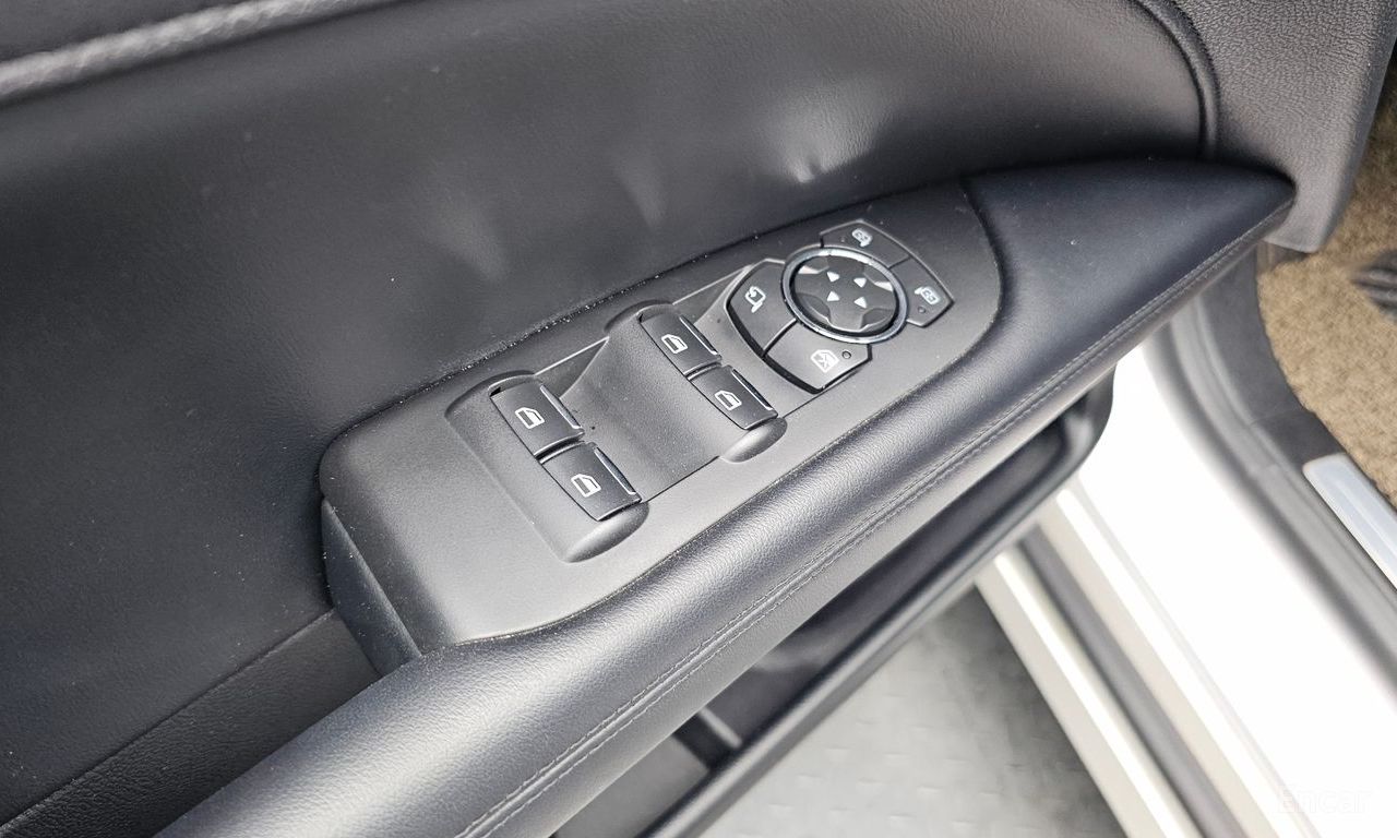 Lincoln New MKZ Hybrid 2019