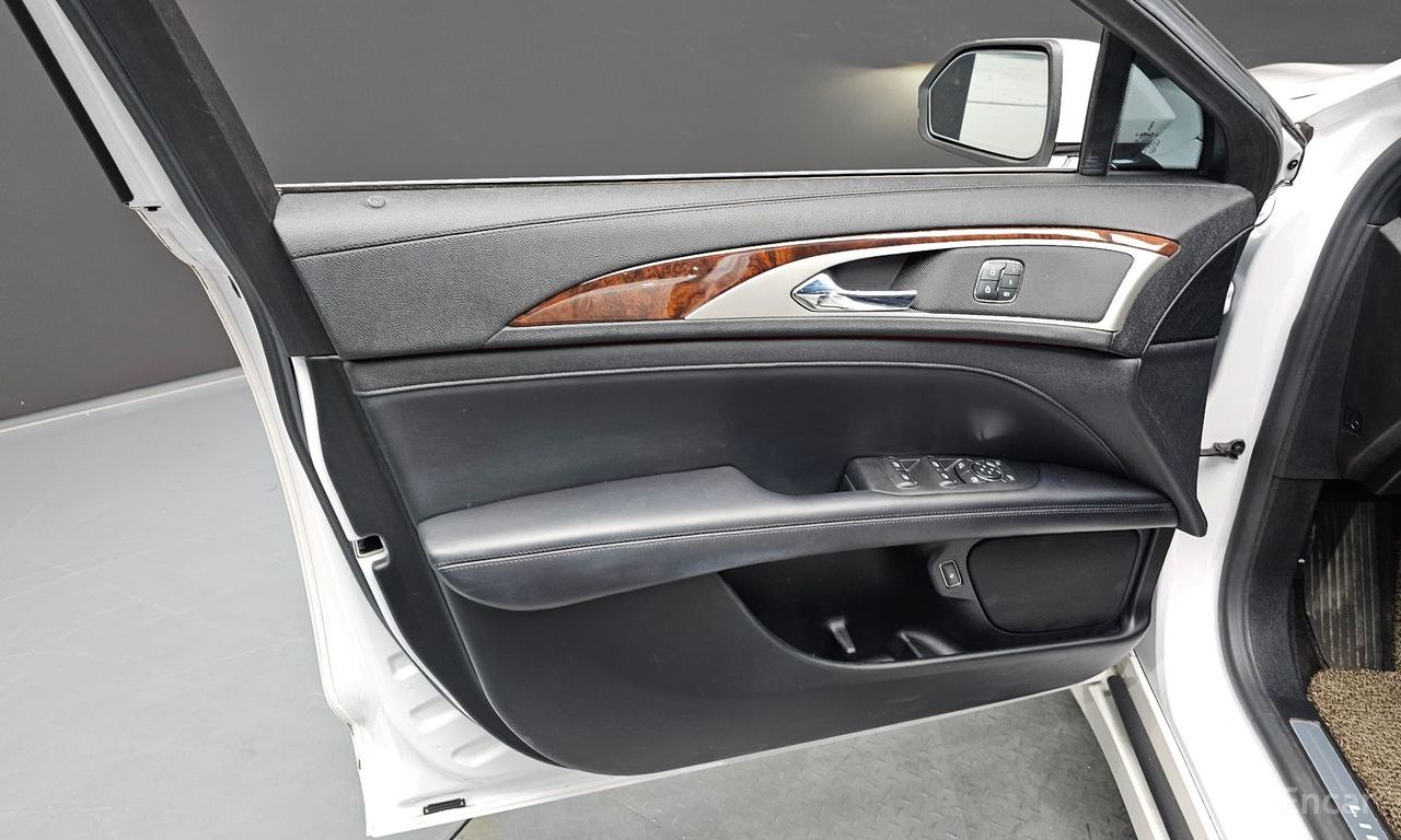 Lincoln New MKZ Hybrid 2019