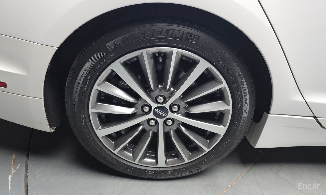 Lincoln New MKZ Hybrid 2019