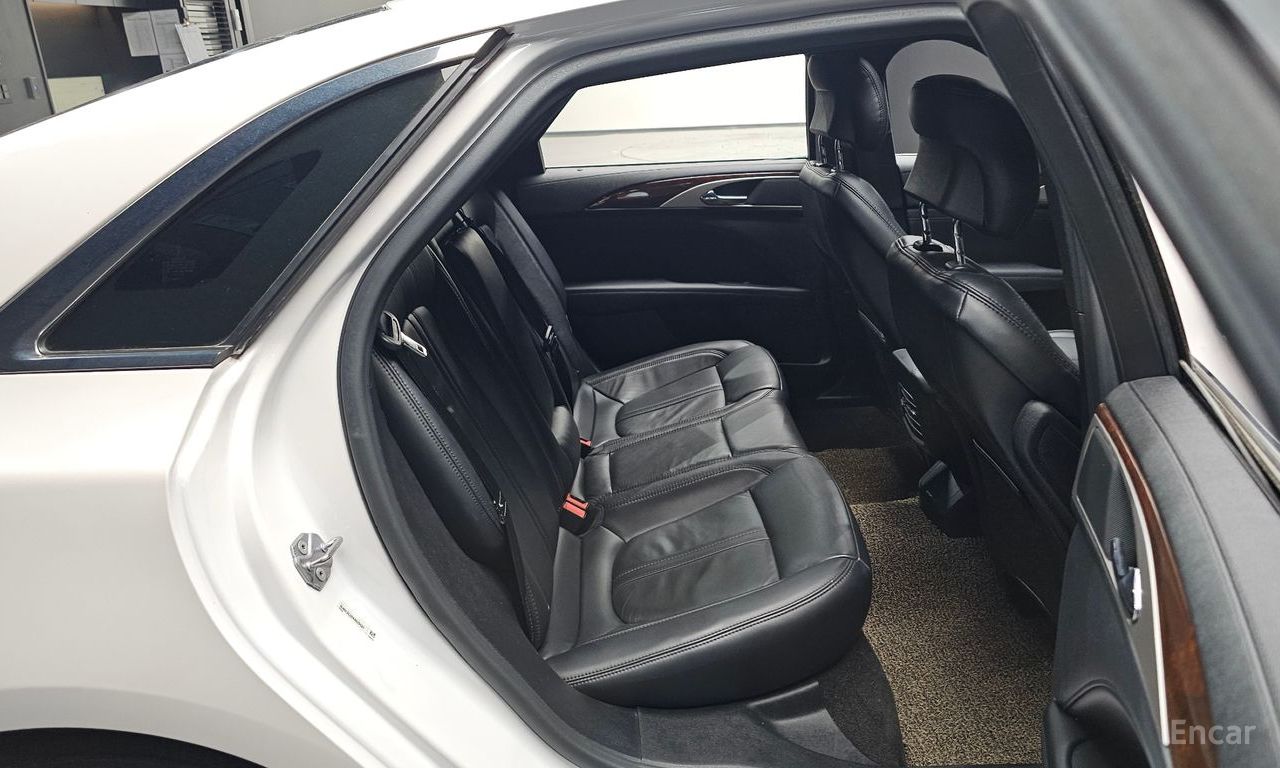 Lincoln New MKZ Hybrid 2019