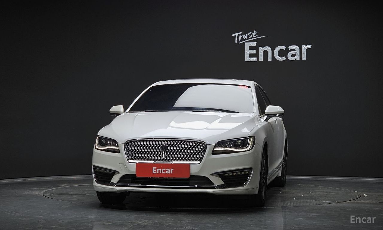 Lincoln New MKZ Hybrid 2019