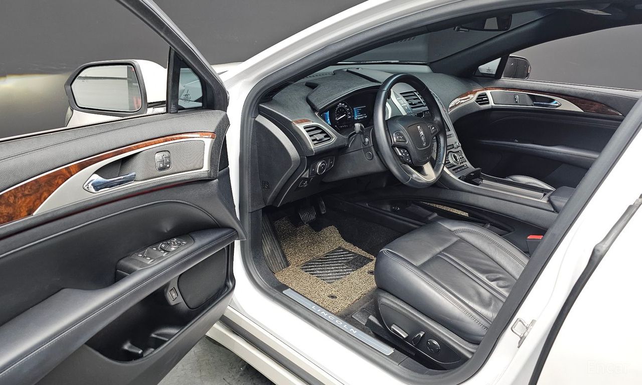 Lincoln New MKZ Hybrid 2019