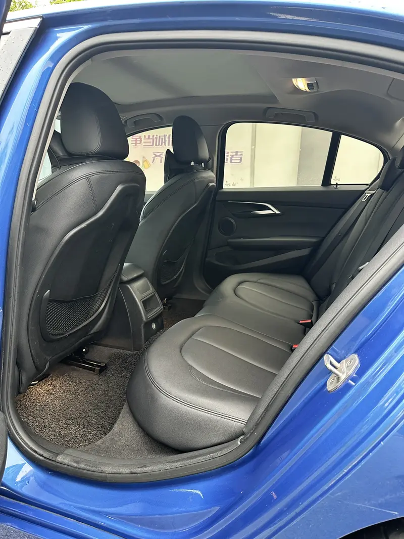 BMW 1 Series 2018 118i Sports