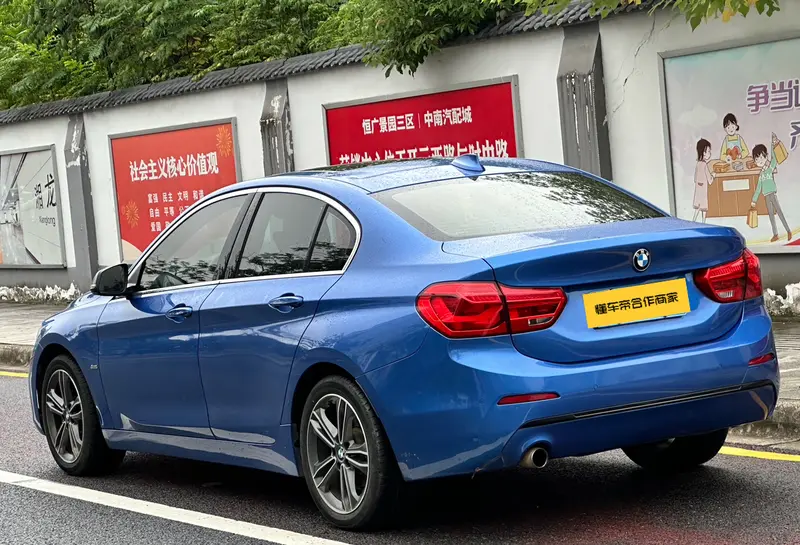 BMW 1 Series 2018 118i Sports