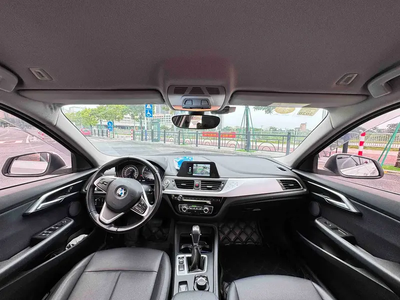 BMW 1 Series 2018 118i Fashion Model