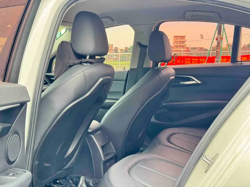 BMW 1 Series 2018 118i Fashion Model