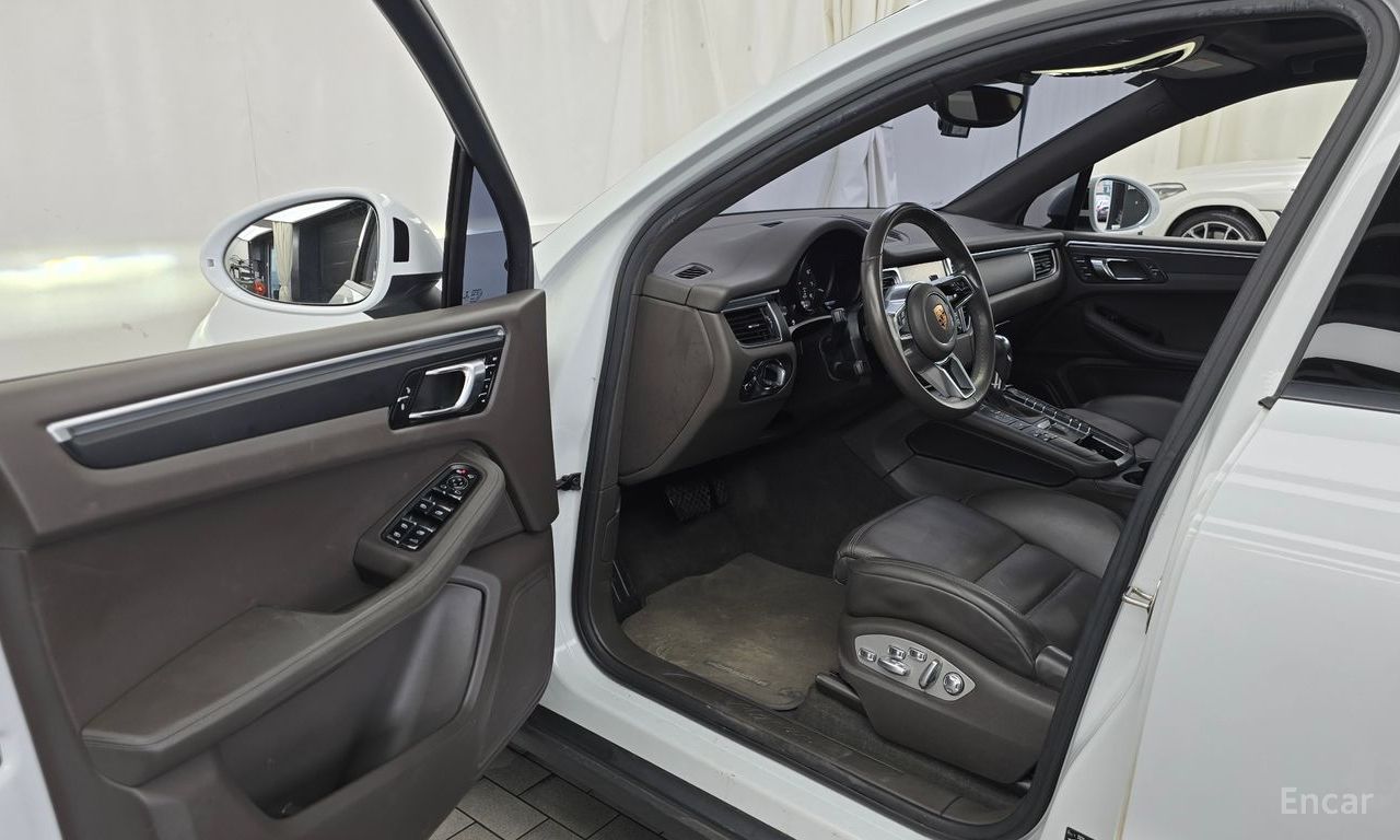 Porsche Macan 2.0 2018