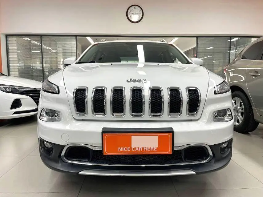Jeep Cherokee 2019 2.0L 2WD China V