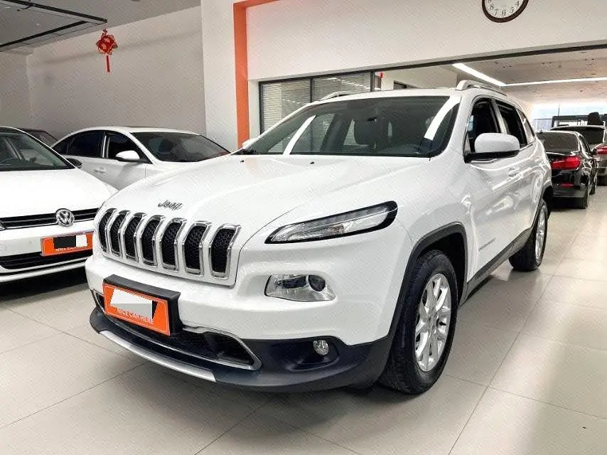 Jeep Cherokee 2019 2.0L 2WD China V