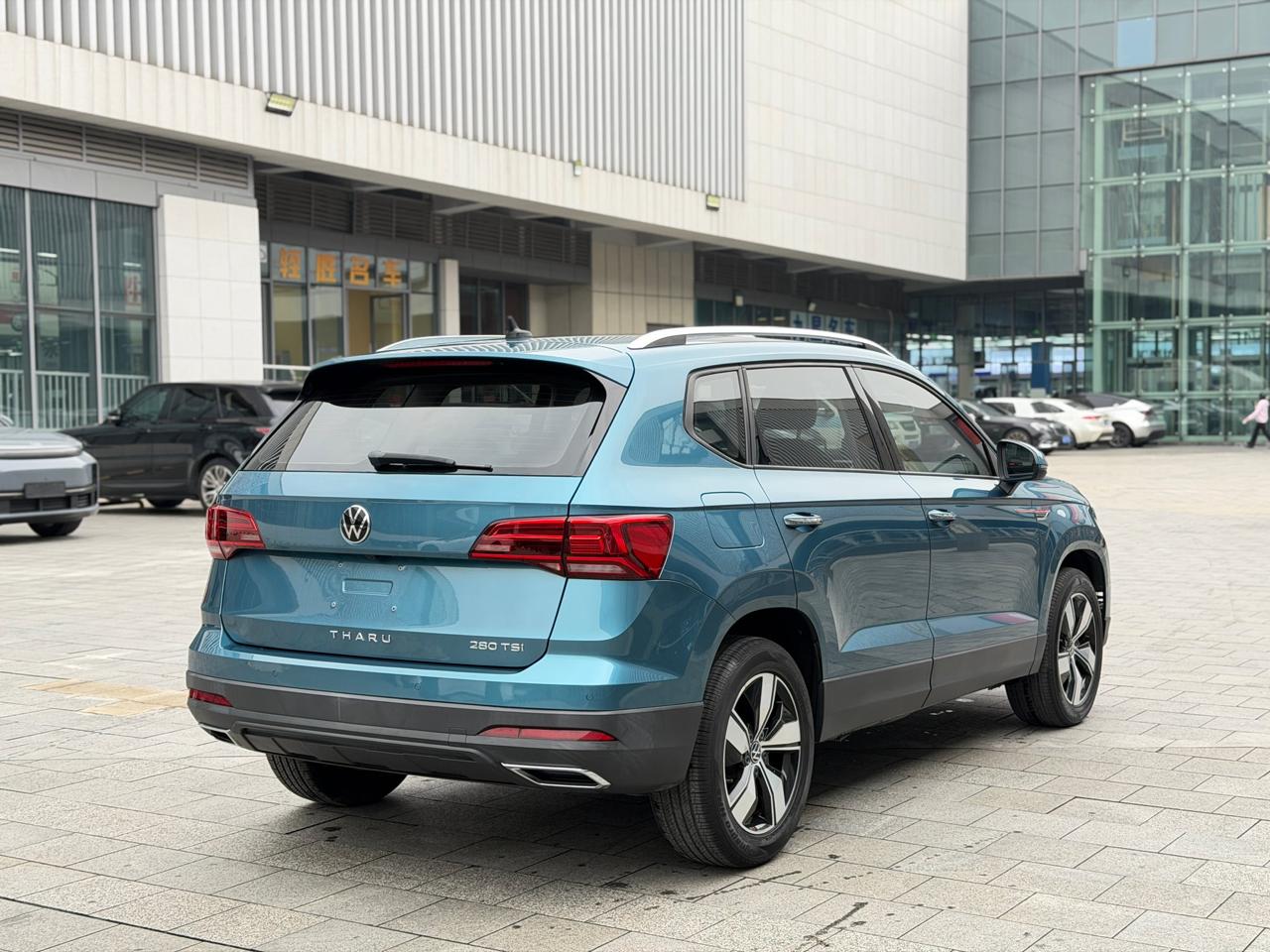 Volkswagen Tharu
