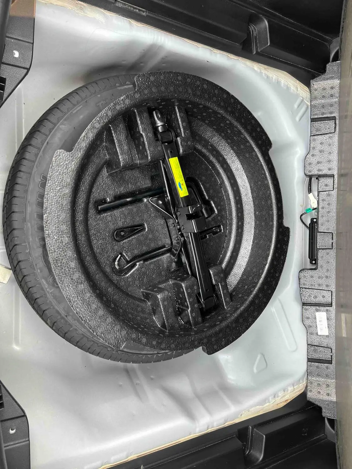 Haval M6 2021 PLUS 1.5T DCT Luxury Connected