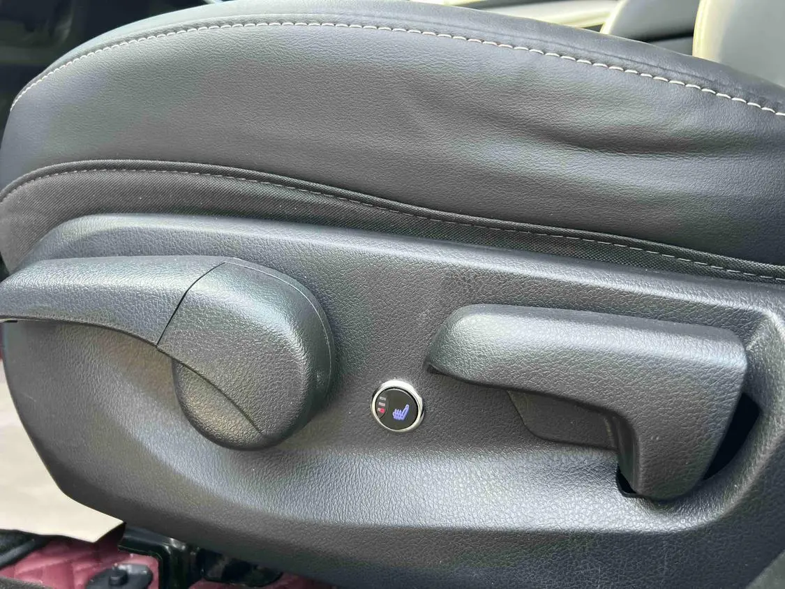 Haval M6 2021 PLUS 1.5T DCT Luxury Connected