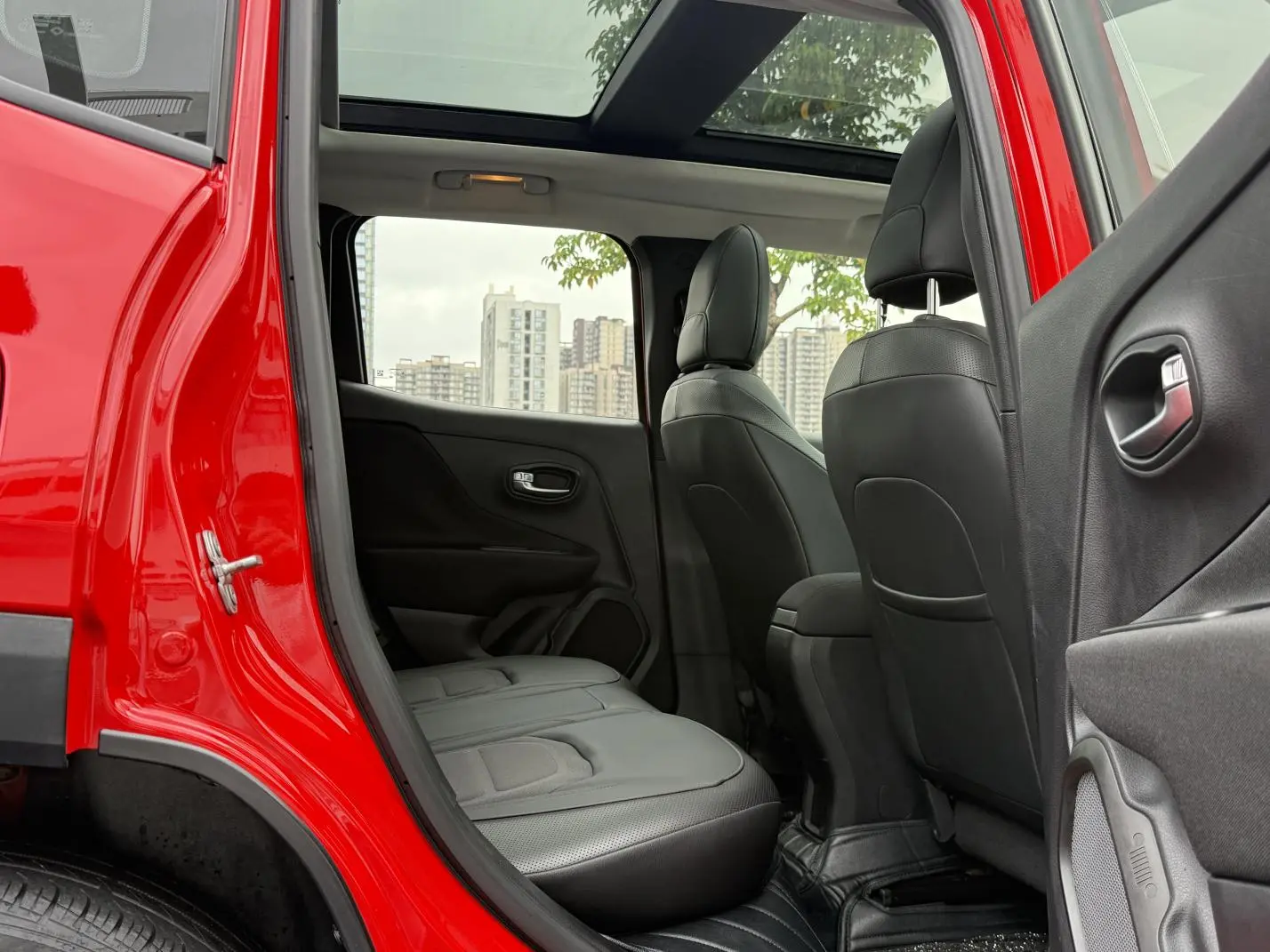 Jeep Renegade 2019 220T Auto Leading