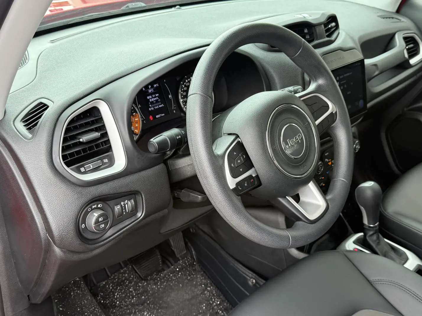 Jeep Renegade 2019 220T Auto Leading