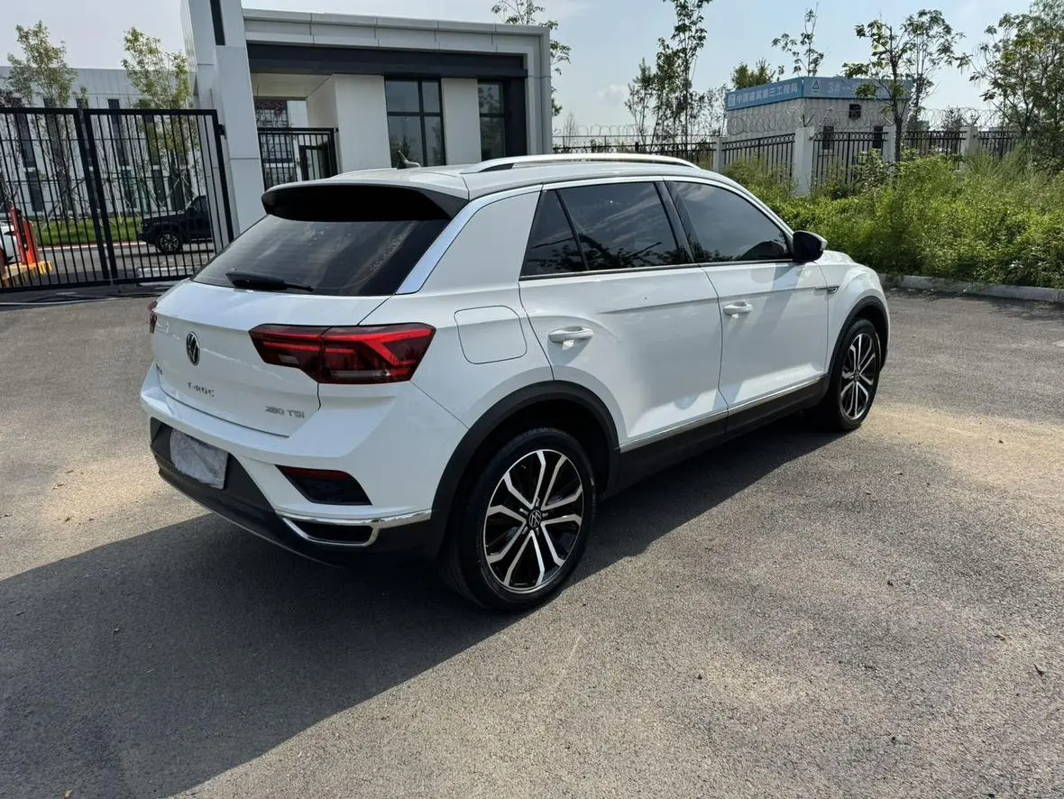 Volkswagen T-Roc 2022 280TSI DSG 2WD PLUS