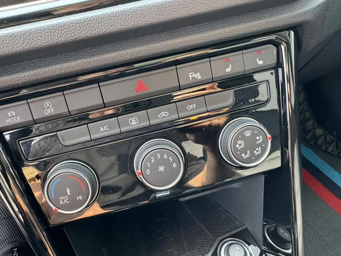 Volkswagen T-Roc 2022 280TSI DSG 2WD PLUS